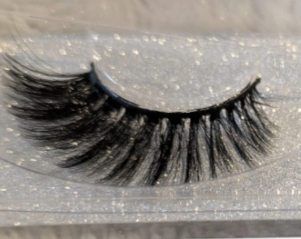 Lash it up! - Faux Mink Strip Lashes